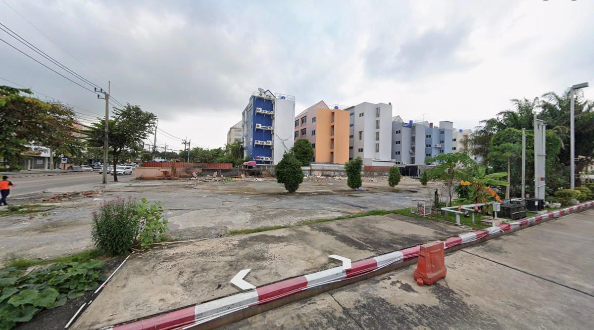 ที่ดิน นวลจันทร์ 29 / (ขาย), Land Nawamin 29 / (FOR SALE) MNT017
