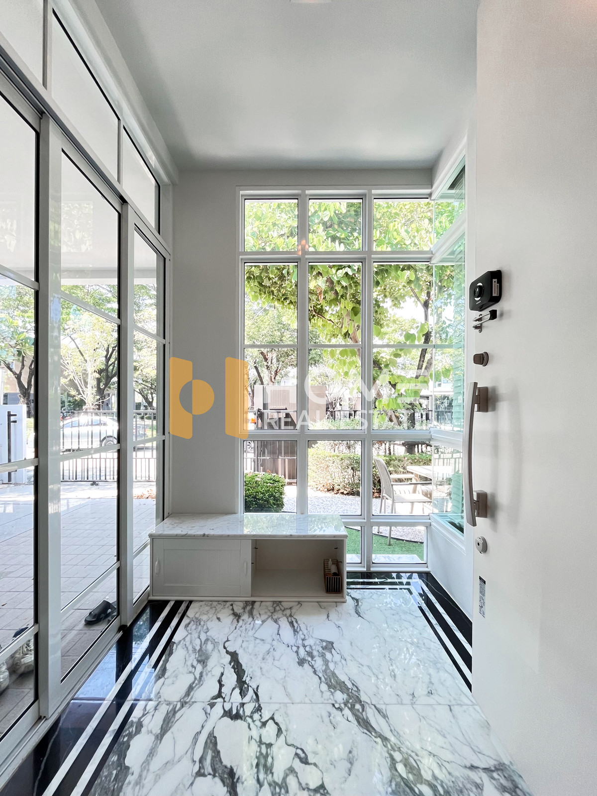 มัณฑนา อ่อนนุช - วงแหวน 5 / 4 ห้องนอน (ขาย), Manthana Onnut - Wongwan 5 / 4 Bedrooms (FOR SALE) POON204