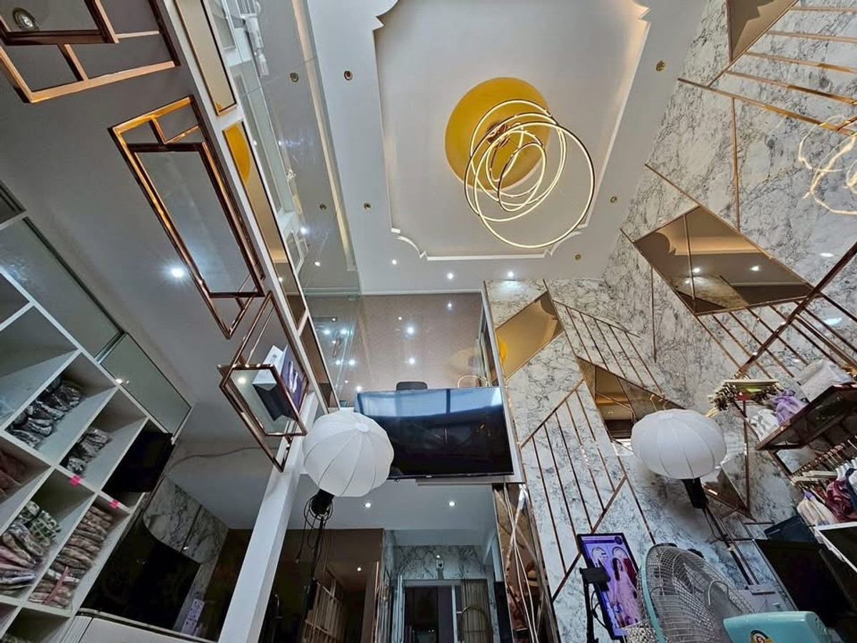 ดิสทริค เอกมัย - รามอินทรา / 1 ห้องนอน (ขาย), District Ekkamai - Ramindra / 1 Bedroom (FOR SALE) MNT054