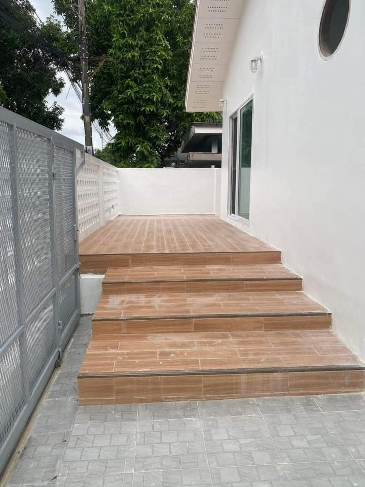 บ้านเดี่ยว ซอยนาคนิวาส 21 / 2 ห้องนอน (ขาย), Single House Soi Nakniwat 21 / 2 Bedrooms (FOR SALE) FAHS049