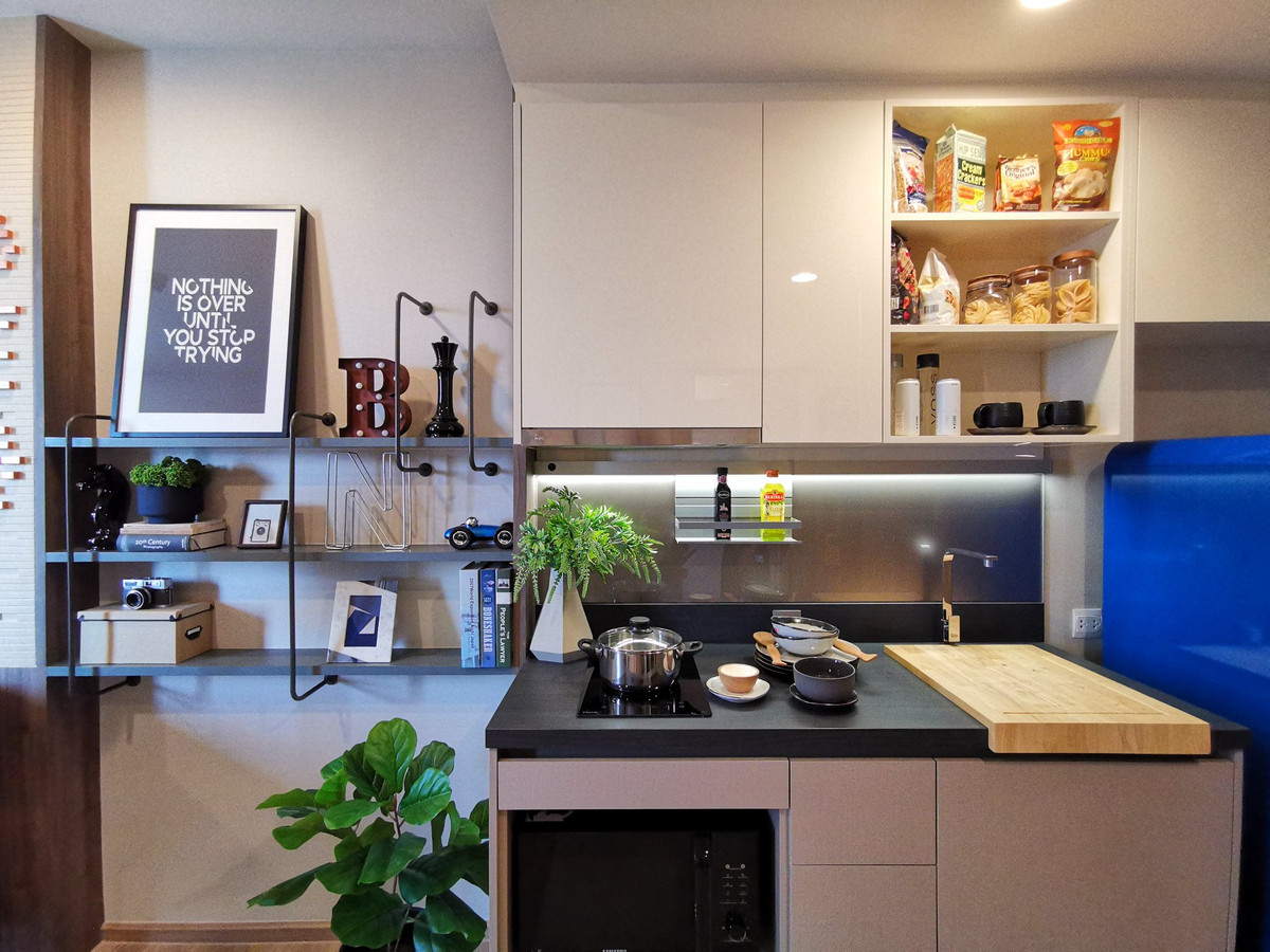 Oka Haus Sukhumvit 36 / 1 Bedroom (SALE WITH TENANT), โอกะ เฮ้าส์ สุขุมวิท 36 / 1 ห้องนอน (ขายพร้อมผู้เช่า) NA045