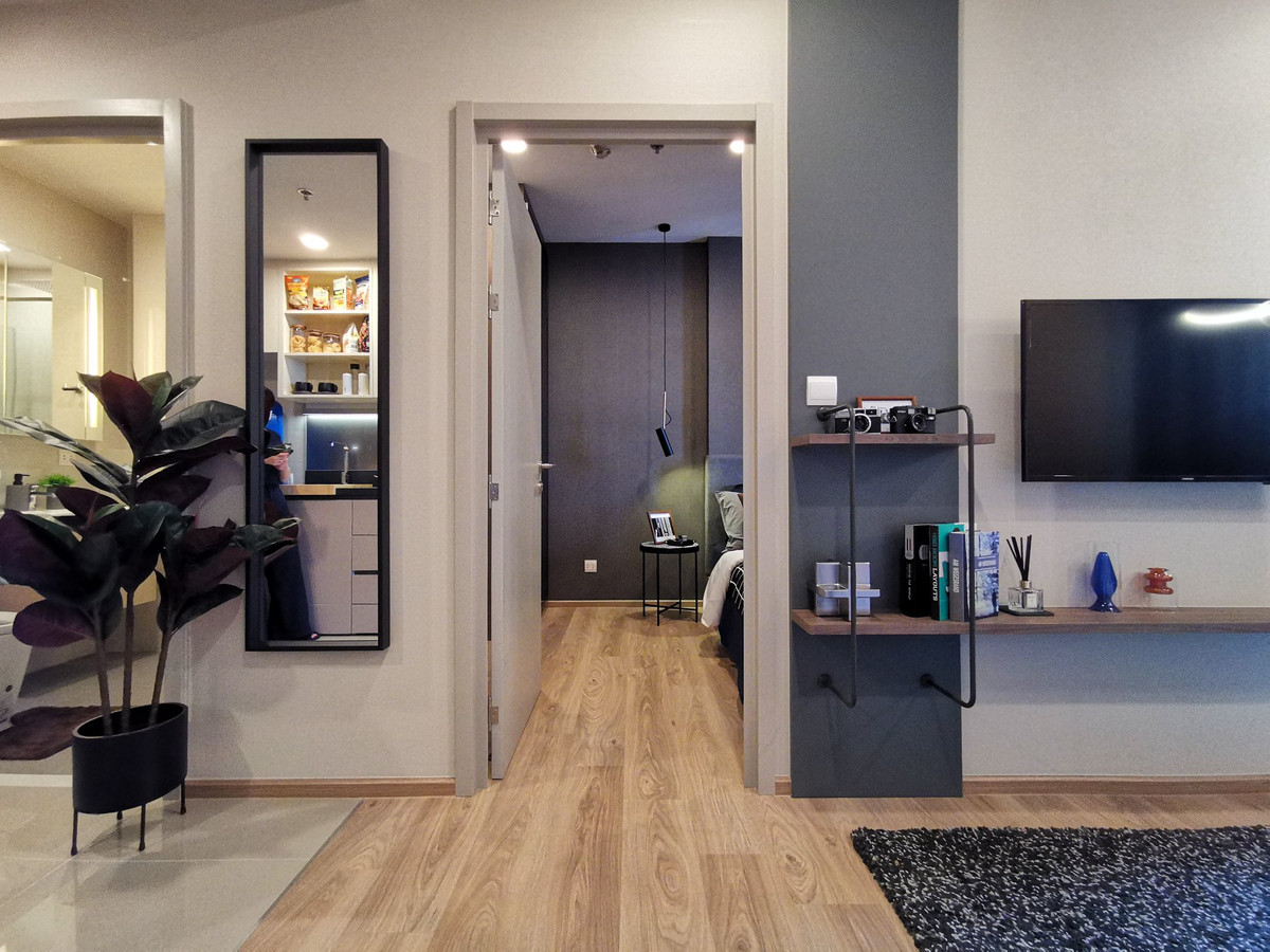 Oka Haus Sukhumvit 36 / 1 Bedroom (SALE WITH TENANT), โอกะ เฮ้าส์ สุขุมวิท 36 / 1 ห้องนอน (ขายพร้อมผู้เช่า) NA045