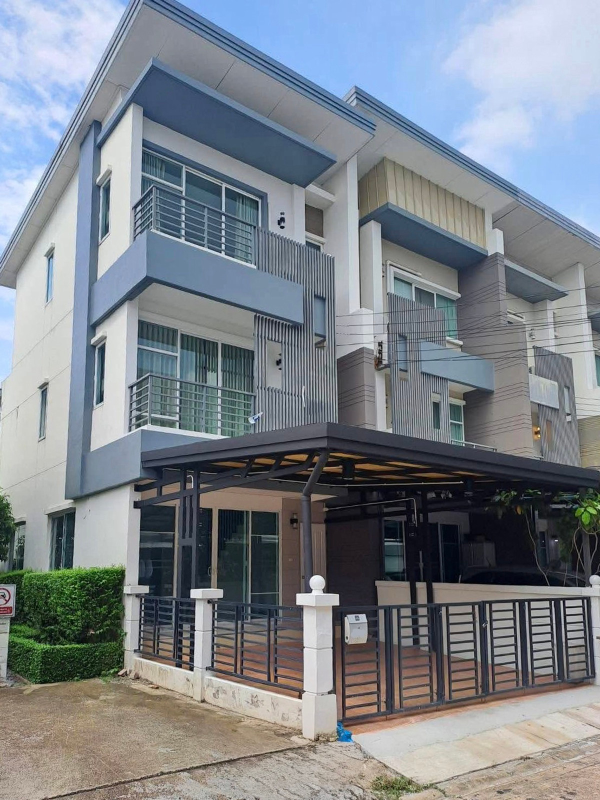 ทาวน์ อเวนิว พระราม 9 / 3 ห้องนอน (ขาย), Town Avenue Rama 9 / 3 Bedrooms (FOR SALE) BZD172