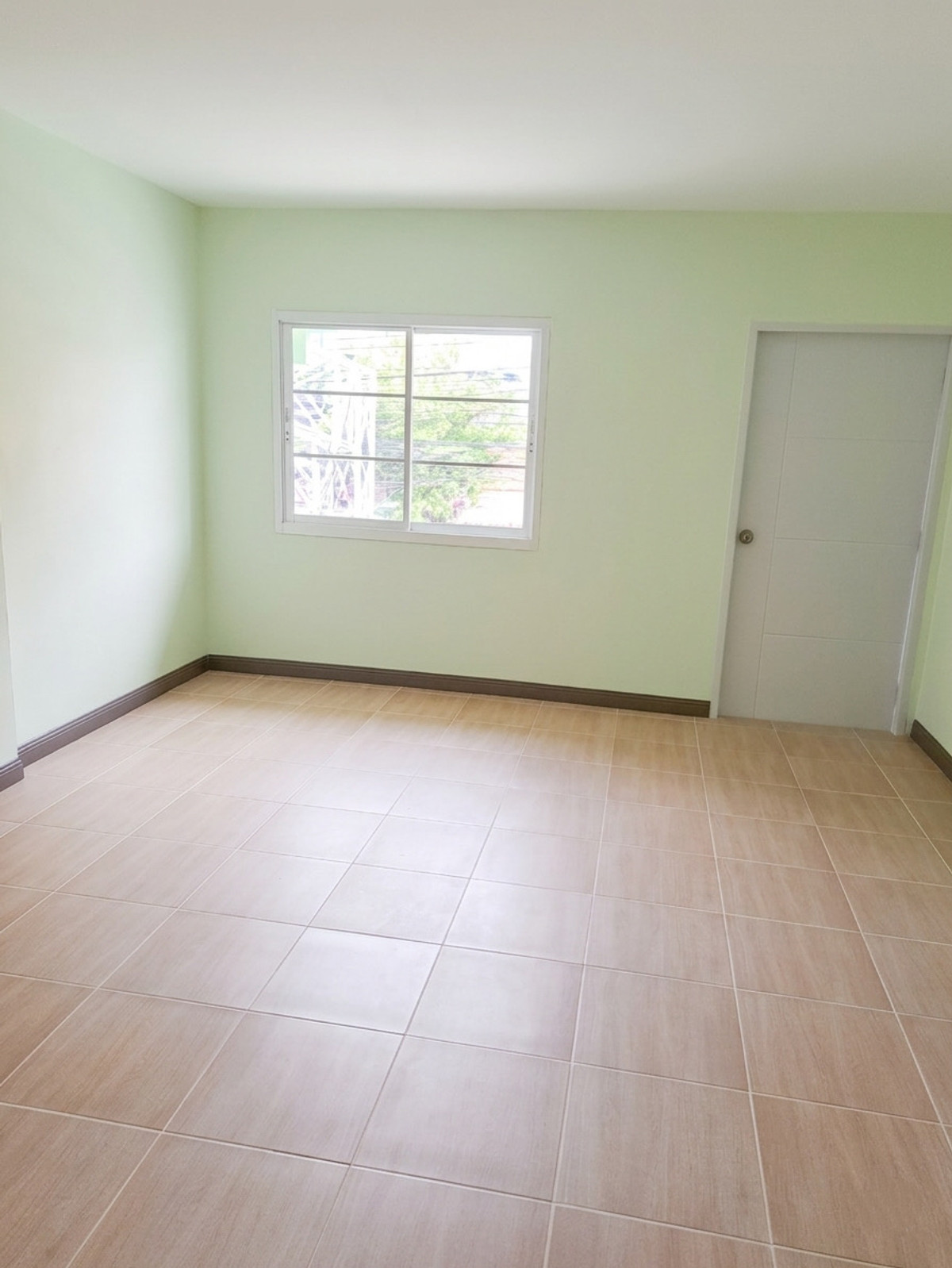 ทาวน์เฮ้าส์ บางใหญ่ซิติ ซอย 21/3 / 2 ห้องนอน (ขาย), Townhouse Bangyai City Soi 21/3 / 2 Bedrooms (FOR SALE) BNS056