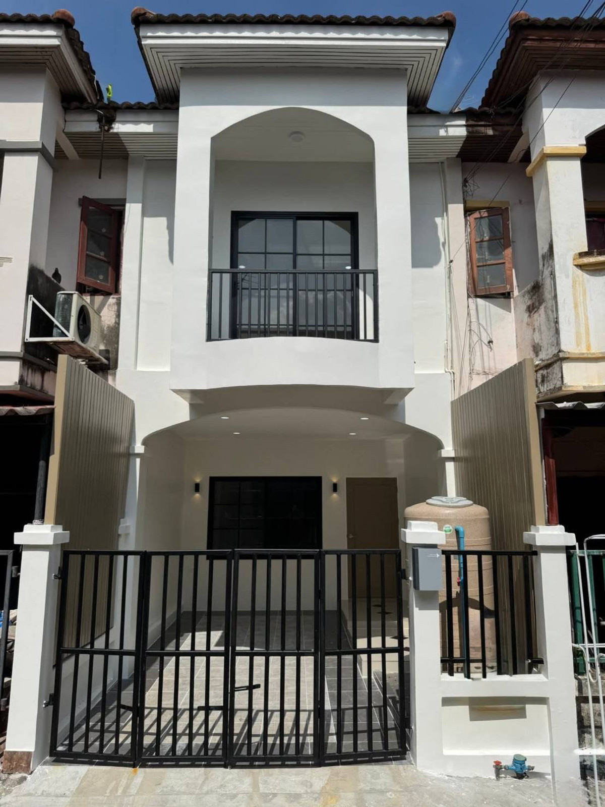 บ้านศิริวรรณ ชวนชม / 3 ห้องนอน (ขาย), Baan Siriwan Chuanchom / 3 Bedrooms (FOR SALE) BNS072