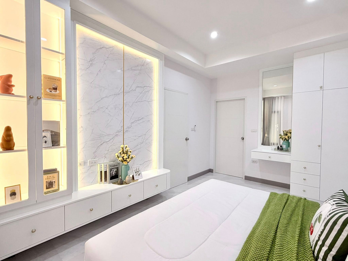 บ้านเดี่ยว 30 ตร.วา. มาบสอง - หนองใหญ่ 2 / 3 ห้องนอน (ขาย), Single House Mab Song - Nong Yai 2 / 3 Bedrooms (FOR SALE) BEWN027