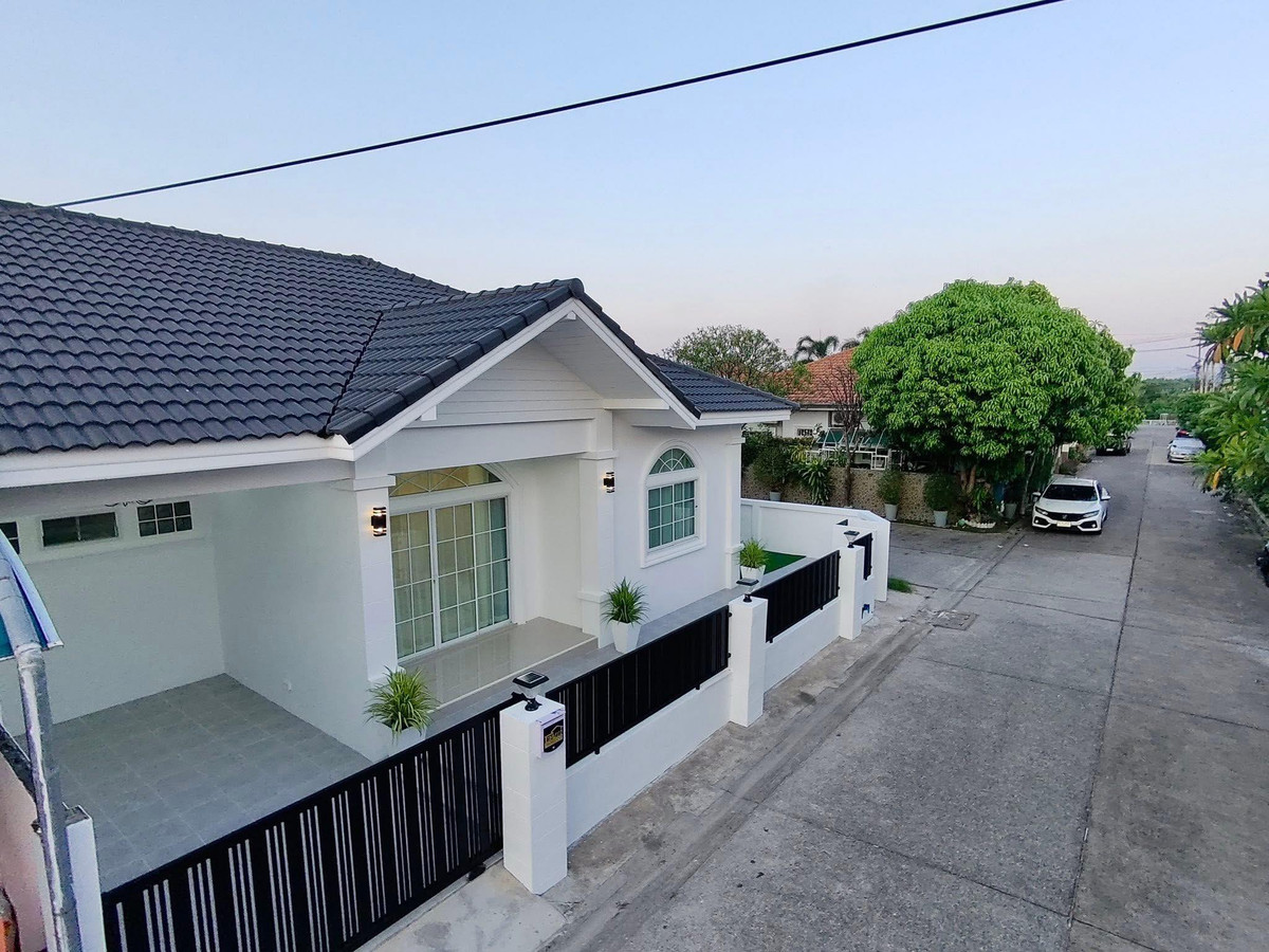 คลาสสิค โฮม 4 / 3 ห้องนอน (ขาย), Classic Home 4 / 3 Bedrooms (FOR SALE) BEWN138