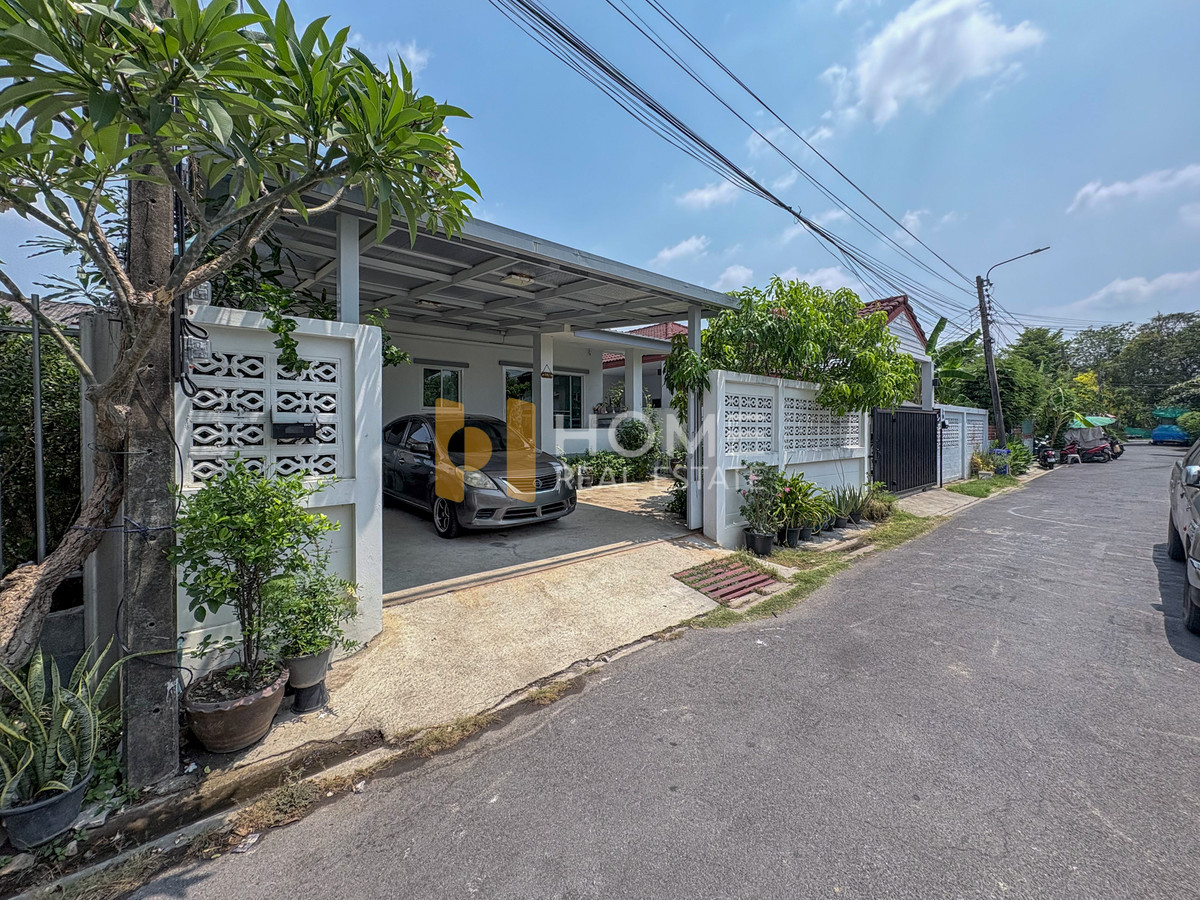 บ้านเดี่ยว รามอินทรา กม.8 ถนน สยามธรณี / 3 ห้องนอน (ขาย), Single House Ramintra Km.8 Siam Thorani Road / 3 Bedrooms (FOR SALE) TPM379