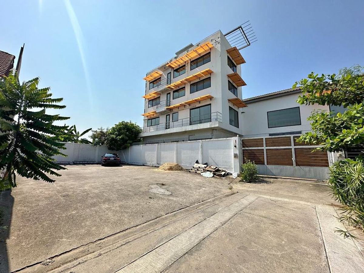 โกดัง สุขุมวิท 101 / 250 ตร.ว. (เช่า), Warehouse Sukhumvit 101 / 250 Sq.w. (FOR RENT) GNG065