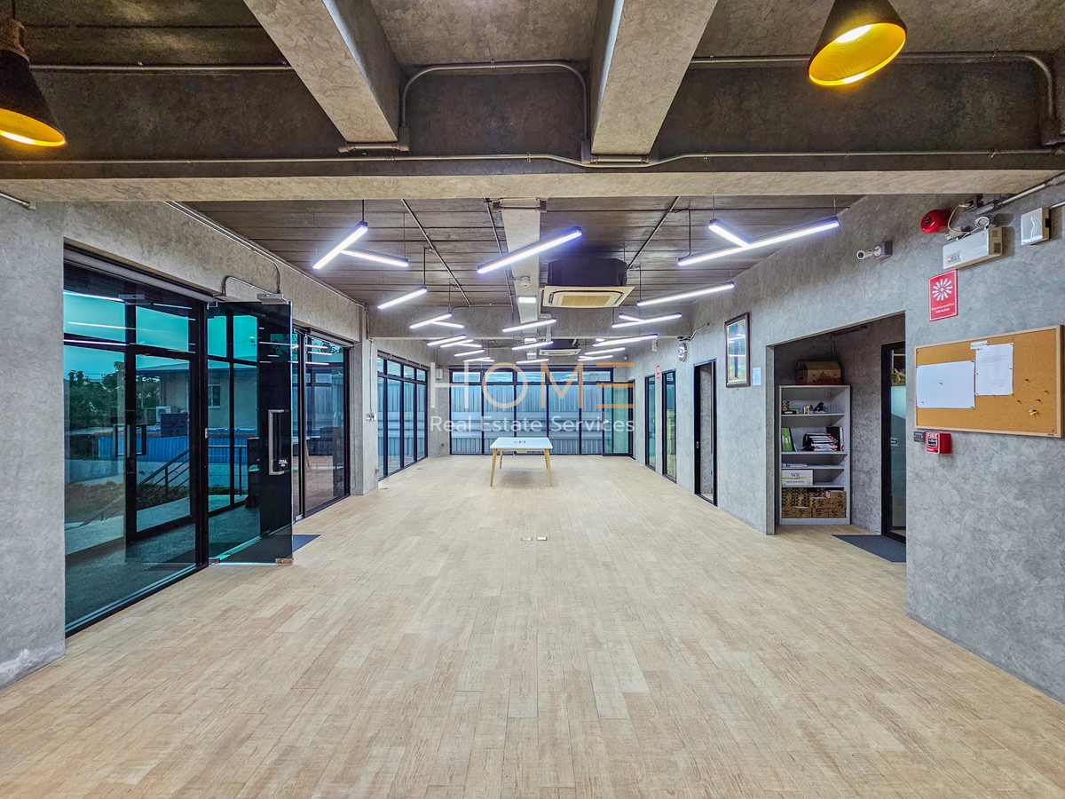 อาคารสำนักงาน สุขาภิบาล 5 ซอย 22 / 4 ชั้น (เช่า), Office Building Sukhaphiban 5 Soi 22 / 4-storey (FOR RENT) TAN501