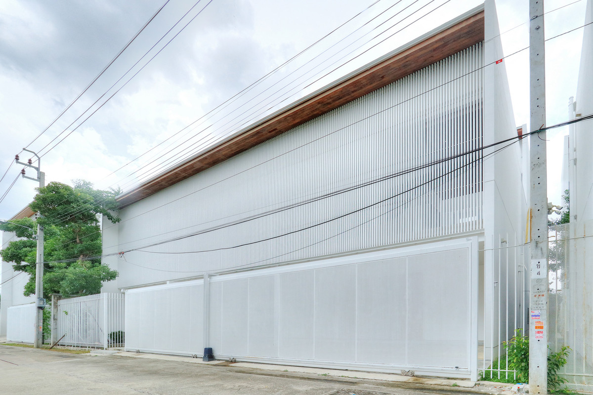 บ้านเดี่ยว พูลวิลล่า สุขาภิบาล 5 - เทพรักษ์ / 4 ห้องนอน (ขาย), Detached House Pool Villa Sukhapiban 5 - Theparak / 4 Bedrooms (FOR SALE) TAN723