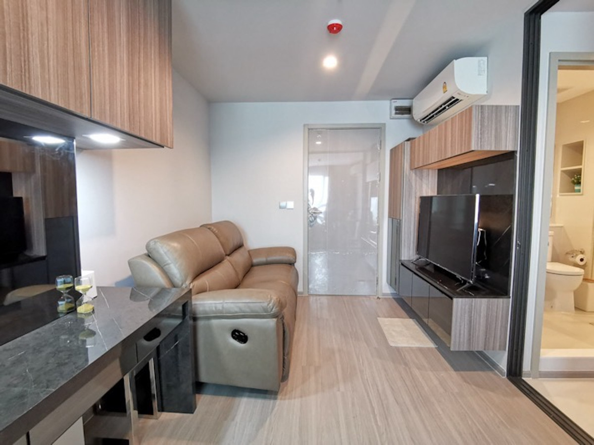 Life Ladprao / 2 Bedrooms (SALE WITH TENANT), ไลฟ์ ลาดพร้าว / 2 ห้องนอน (ขายพร้อมผู้เช่า) JSMN202