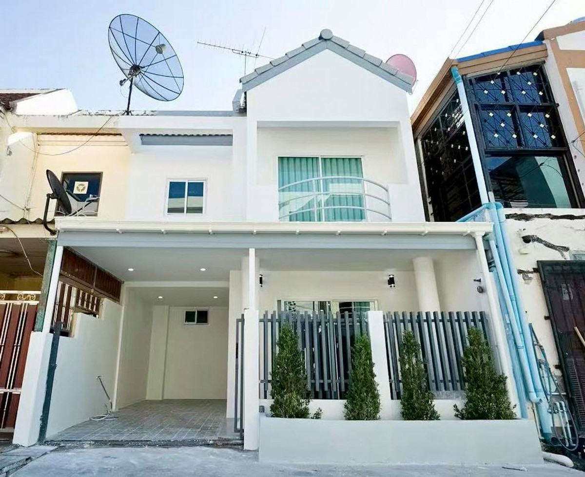 ทาวน์เฮ้าส์ เทพประสิทธิ์ / 2 ห้องนอน (ขาย), Townhouse Thepprasit / 2 Bedrooms (FOR SALE) AM127