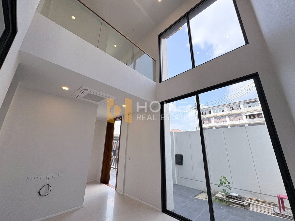 บ้านเดี่ยว เมย์ฟิลด์ เลน รัชดา - ลาดพร้าว / 5 ห้องนอน (ขาย), Mayfield Lane Ratchada - Ladprao / Detached House 5 Bedrooms (FOR SALE) TPM382