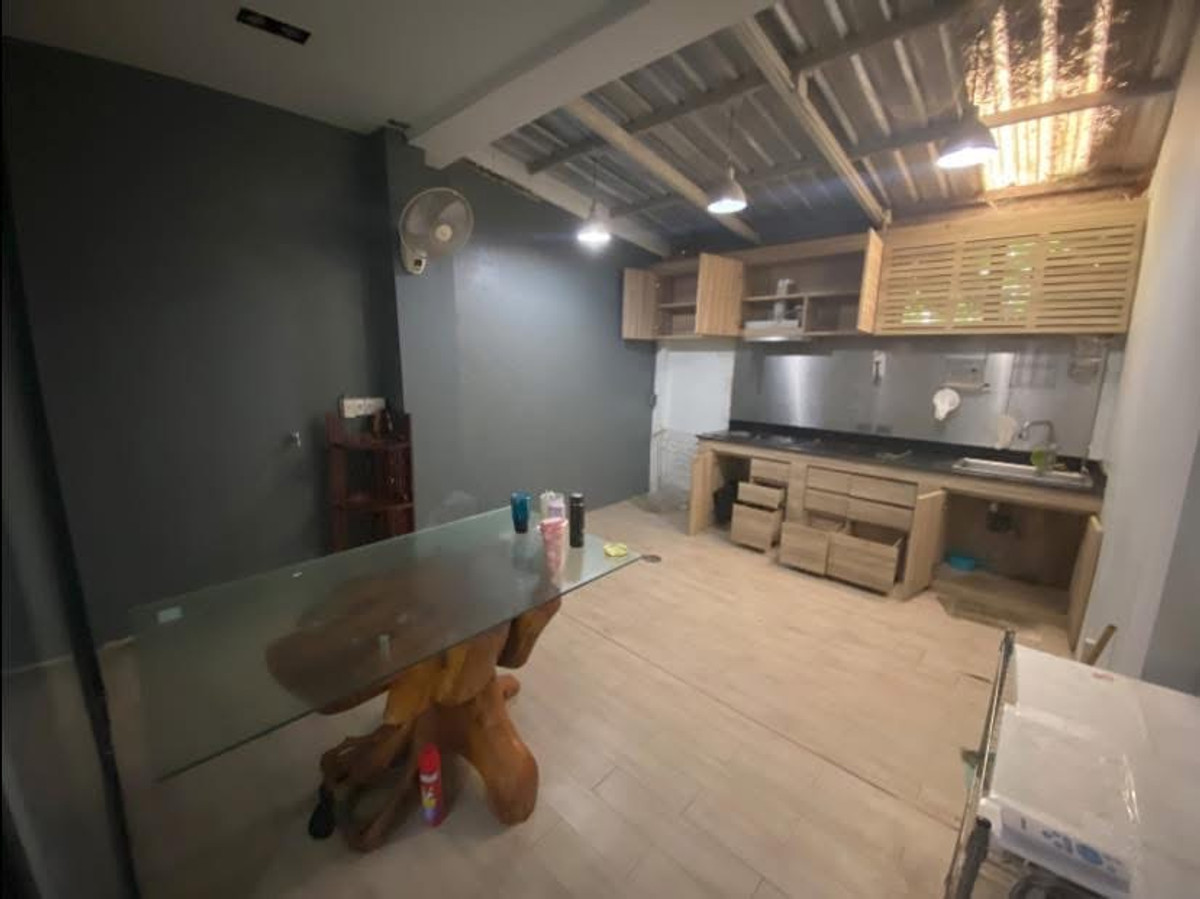 ปริญลักษณ์ นวมินทร์ / 3 ห้องนอน (ขายพร้อมผู้เช่า), Prinluck Navamin / 3 Bedrooms (SALE WITH TENENT) MNT081