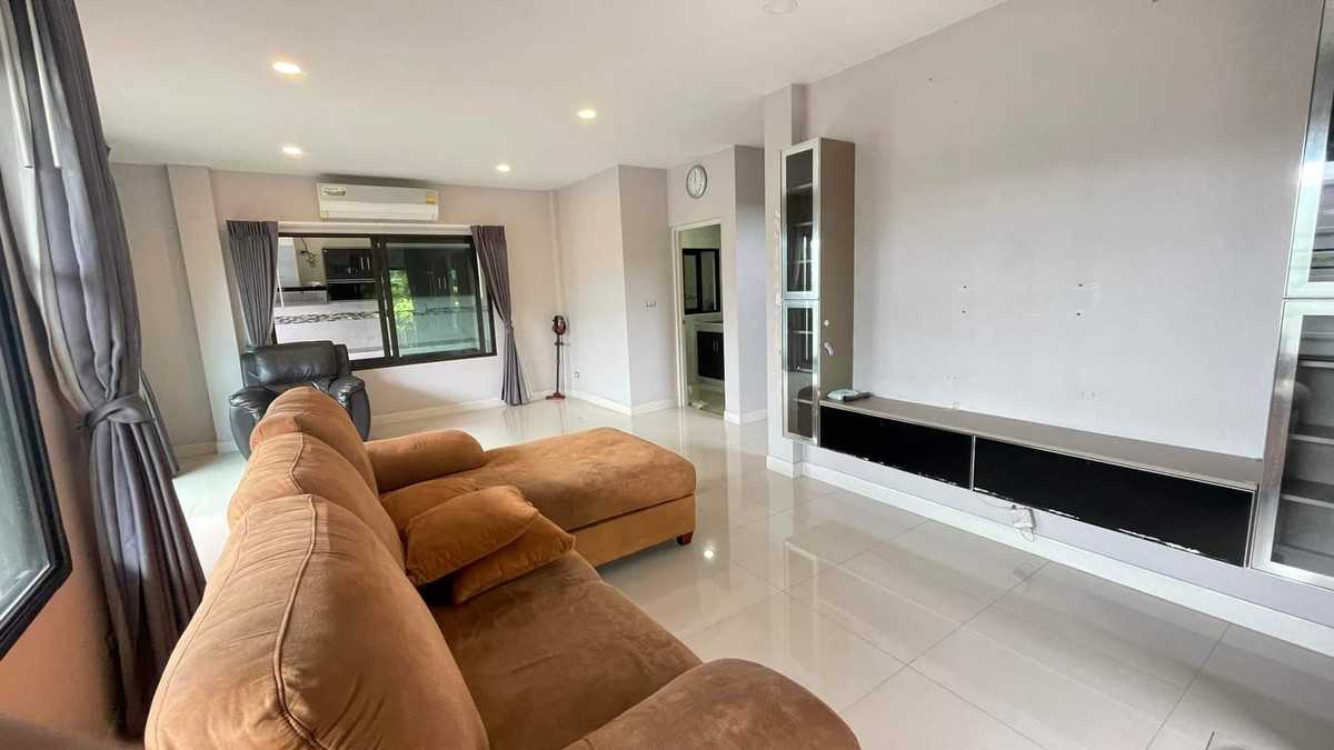 มีห้องนอนชั้นล่าง ✨ บ้านเดี่ยว เซนโทร รามอินทรา - จตุโชติ / 4 ห้องนอน (เช่า), Centro Ramindra - Chatuchot / Detached House 4 Bedrooms (FOR RENT) TAN709