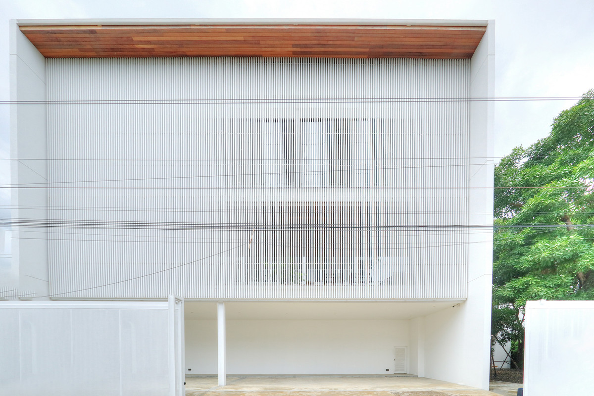 บ้านเดี่ยว พูลวิลล่า สุขาภิบาล 5 - เทพรักษ์ / 4 ห้องนอน (เช่า), Detached House Pool Villa Sukhapiban 5 - Theparak / 4 Bedrooms (FOR RENT) TAN724