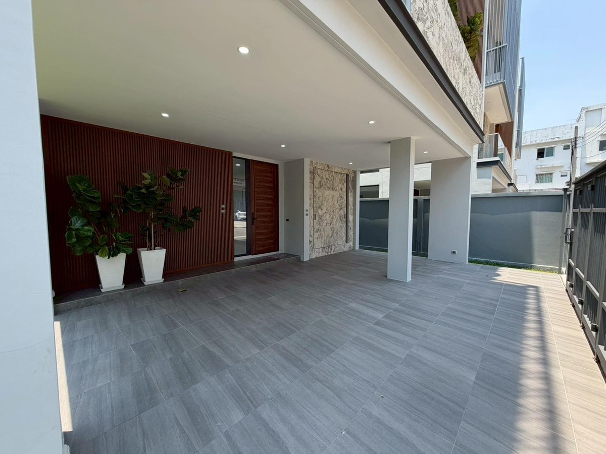 บ้านเดี่ยว ปรีชา รามคำแหง - กรุงเทพกรีฑา / 4 ห้องนอน (ขาย), House Preecha Ramkhamhaeng - Krungthep Kreetha / 4 Bedrooms (FOR SALE) BZD190