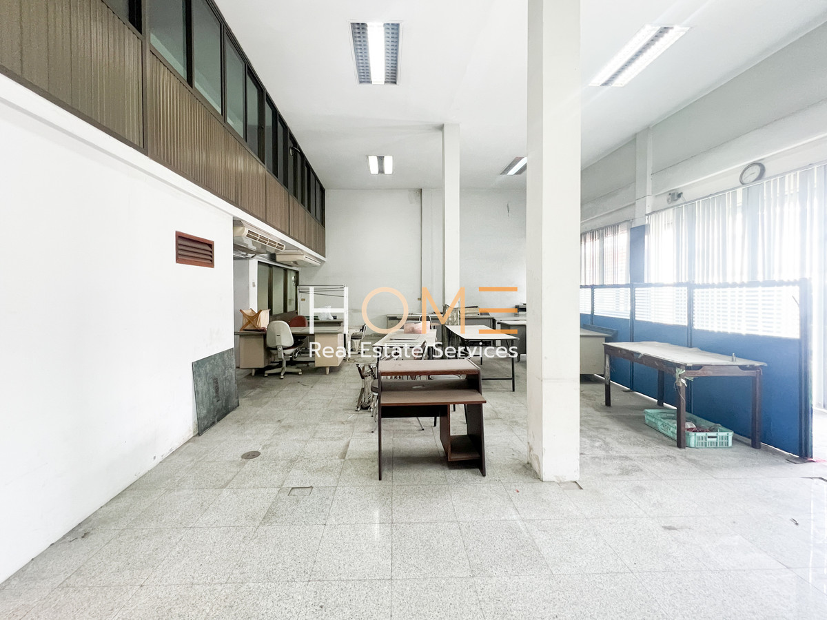 อาคารพาณิชย์ อ่อนนุช 10 / 4 ชั้น (ขาย), Commercial Building Onnut 10 / 4 Storey (FOR SALE) GNG091