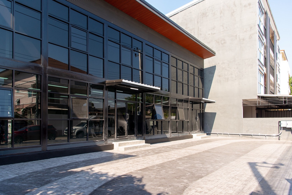 อาคารสำนักงาน ปุณณวิถี 29 / 2 ชั้น (ขาย), Office Building Punnawithi 29 / 2 Storey (FOR SALE) GNG100