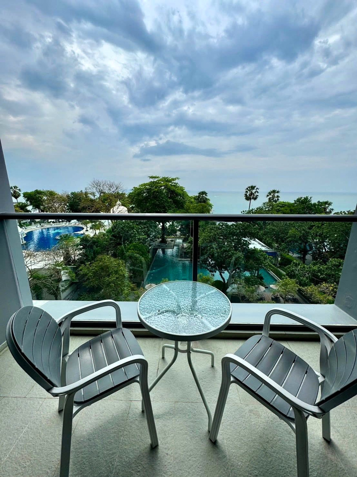 ใช้ชีวิตระดับ High-end ติดหาดส่วนตัว วิวทะเลพาโนรามา 🏖️ Zire Wongamat / Studio (FOR RENT), ซายร์ วงศ์อมาตย์ / ห้องสตูดิโอ (เช่า) BEWN163