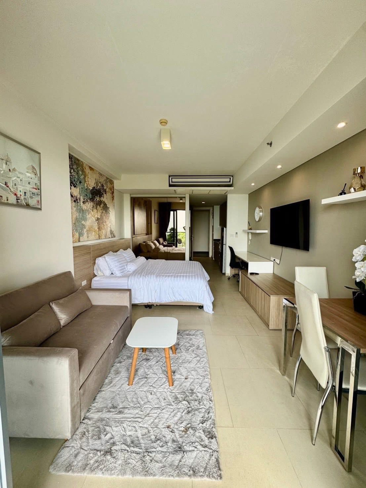 ใช้ชีวิตระดับ High-end ติดหาดส่วนตัว วิวทะเลพาโนรามา 🏖️ Zire Wongamat / Studio (FOR RENT), ซายร์ วงศ์อมาตย์ / ห้องสตูดิโอ (เช่า) BEWN163