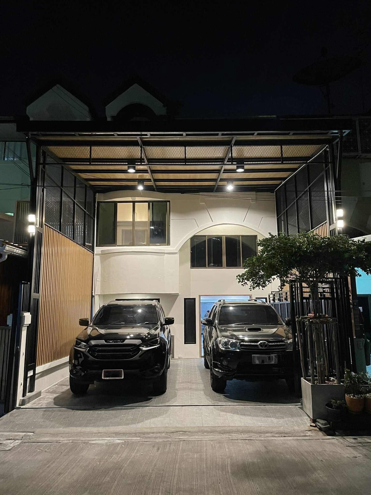 หมู่บ้านสิชล ซ.กาญจนาภิเษก 8 / 5 ห้องนอน (ขาย), Sichon Village Soi Kanchanaphisek 8 / 5 Bedrooms (FOR SALE) BALL333