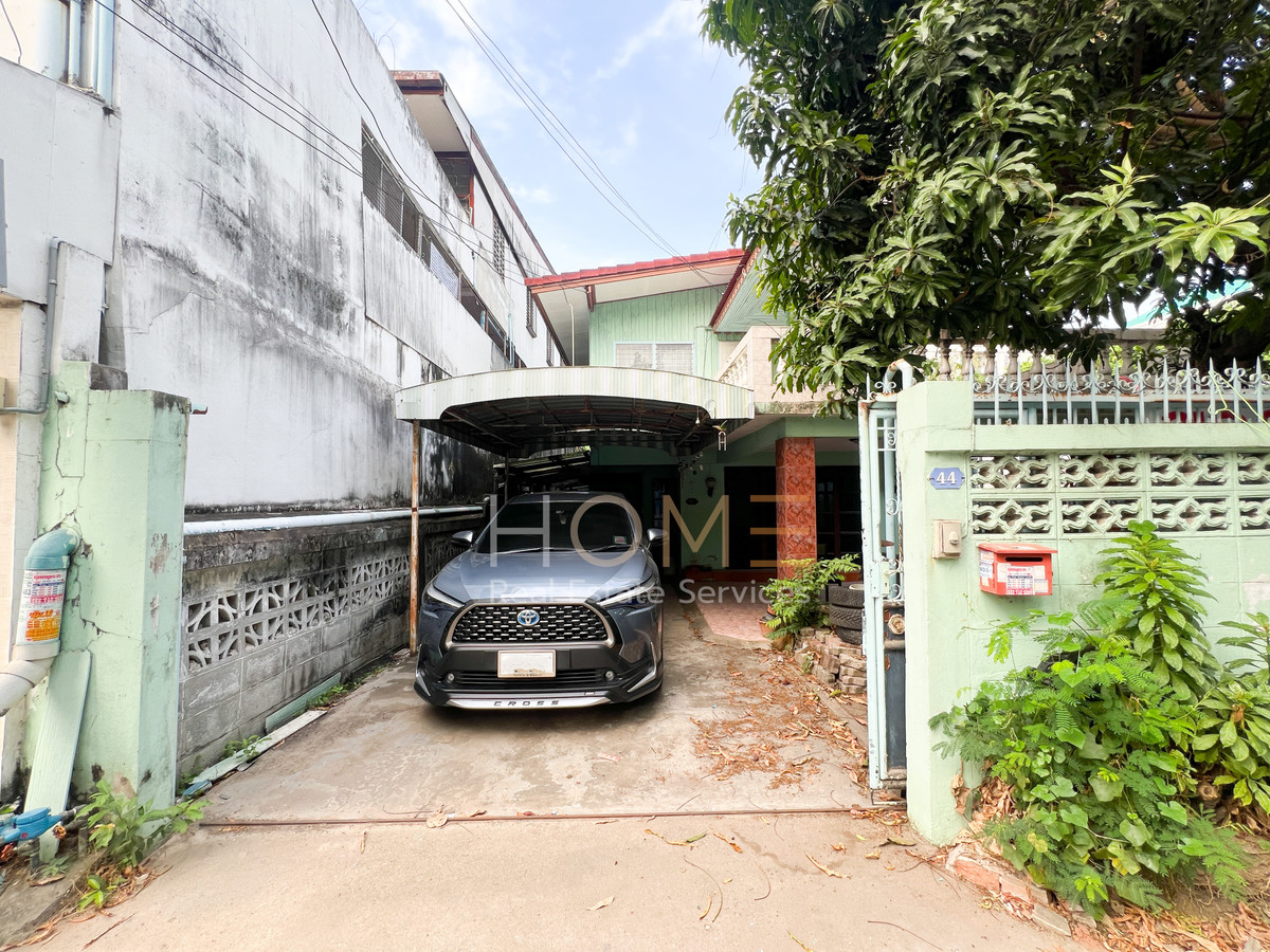 ที่ดินพร้อมสิ่งปลูกสร้าง ซอยวชิรธรรม 20 / 2 ห้องนอน (ขาย), House & Land Soi Wachiratham 20 / 2 Bedrooms (FOR SALE) GNG106