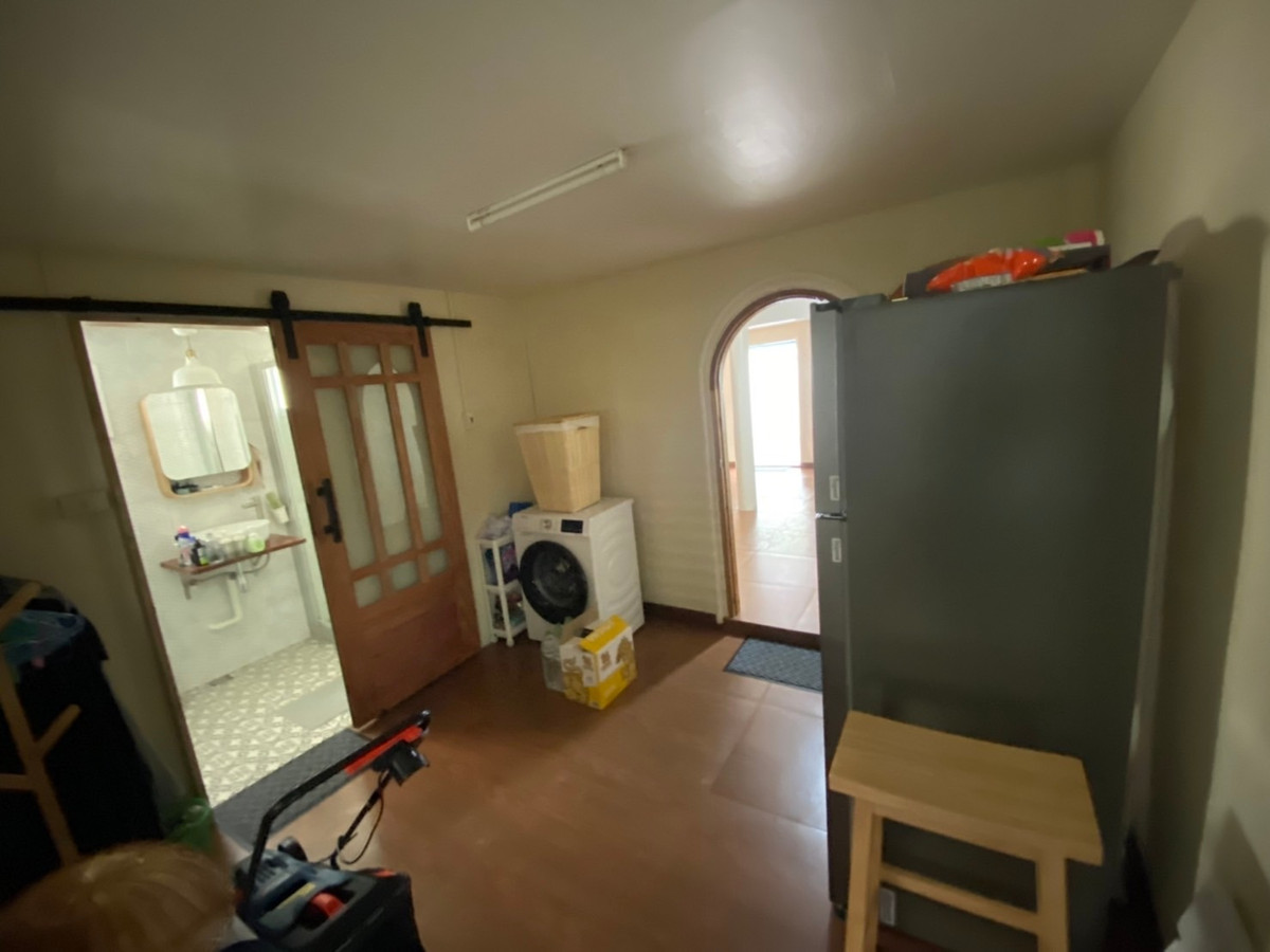 บ้านเดี่ยว ซอยอุดมสุข 43 / 2 ห้องนอน (ขาย), House Soi Udomsuk 43 / 2 Bedrooms (FOR SALE) GNG110