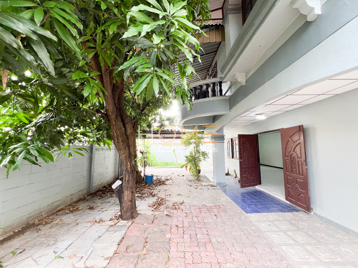 บ้านรังสิยา อุดมสุข 58 / 5 ห้องนอน (SALE WITH TENANT), Baan Rangsiya Udomsuk 58 / 5 Bedrooms (SALE WITH TENANT) GNG112