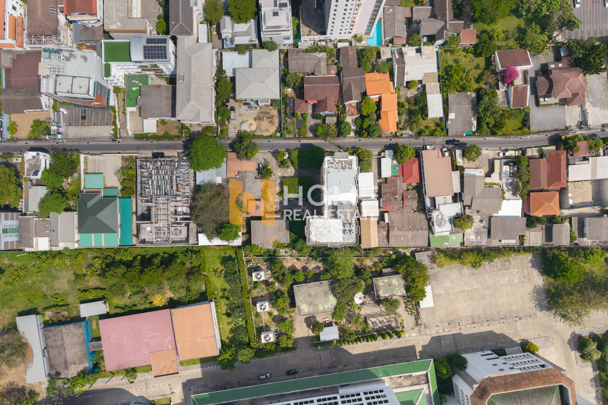 🔥 HOT DEAL อพาร์ตเมนต์ 5 ชั้น ใจกลางอารีย์ ห้องกว้างวิวดี / อพาร์ตเมนต์ 5 ชั้น ซอยอารีย์ 5 / 20 ห้องนอน (ขาย), Apartment Soi 5 floors Ari 5 / 20 Bedrooms (FOR SALE) BNS006