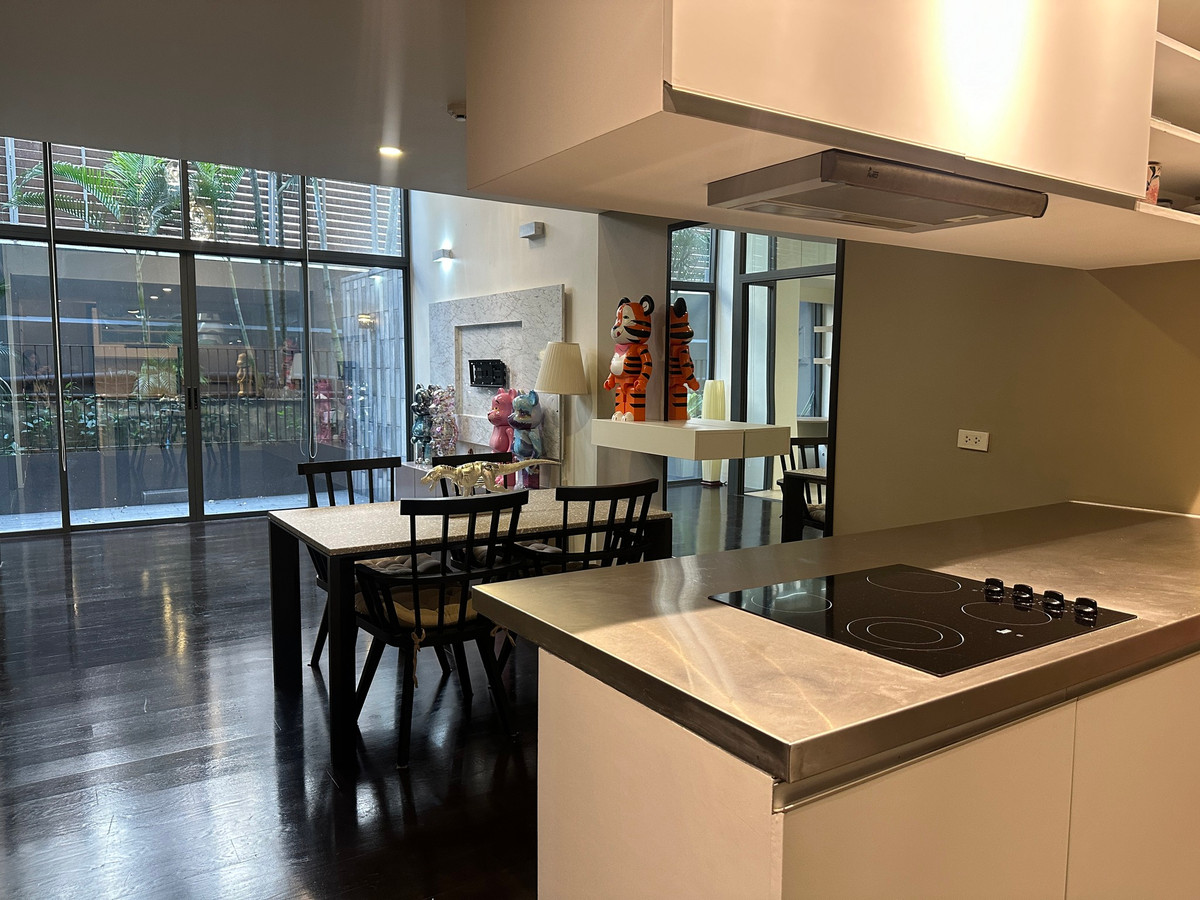 Siamese Gioia Sukhumvit 31 / 2 Bedrooms (FOR SALE), ไซมิส จอยญ่า สุขุมวิท 31 / 2 ห้องนอน (ขาย) NA163