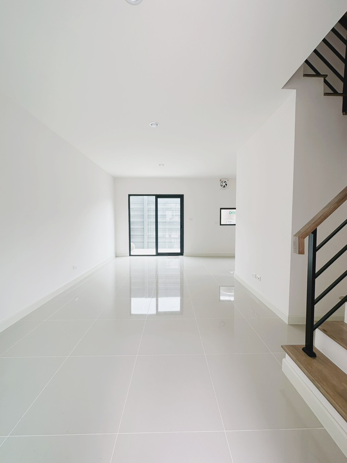 บ้านกลางเมือง สุขสวัสดิ์ / 3 ห้องนอน (ขาย), Baan Klangmuang Suksawat / 3 Bedrooms (FOR SALE) DML012