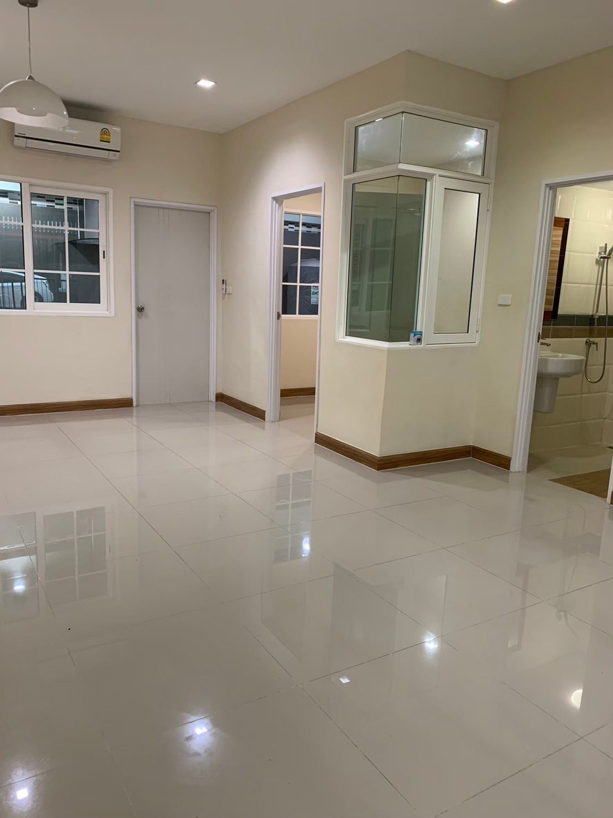 โกลเด้น ทาวน์ 2 สุขสวัสดิ์ - พุทธบูชา / 4 ห้องนอน (ขายพร้อมผู้เช่า), Golden Town 2 Suksawat - Phutthabucha / 4 Bedrooms (SALE WITH TENANT) DML034