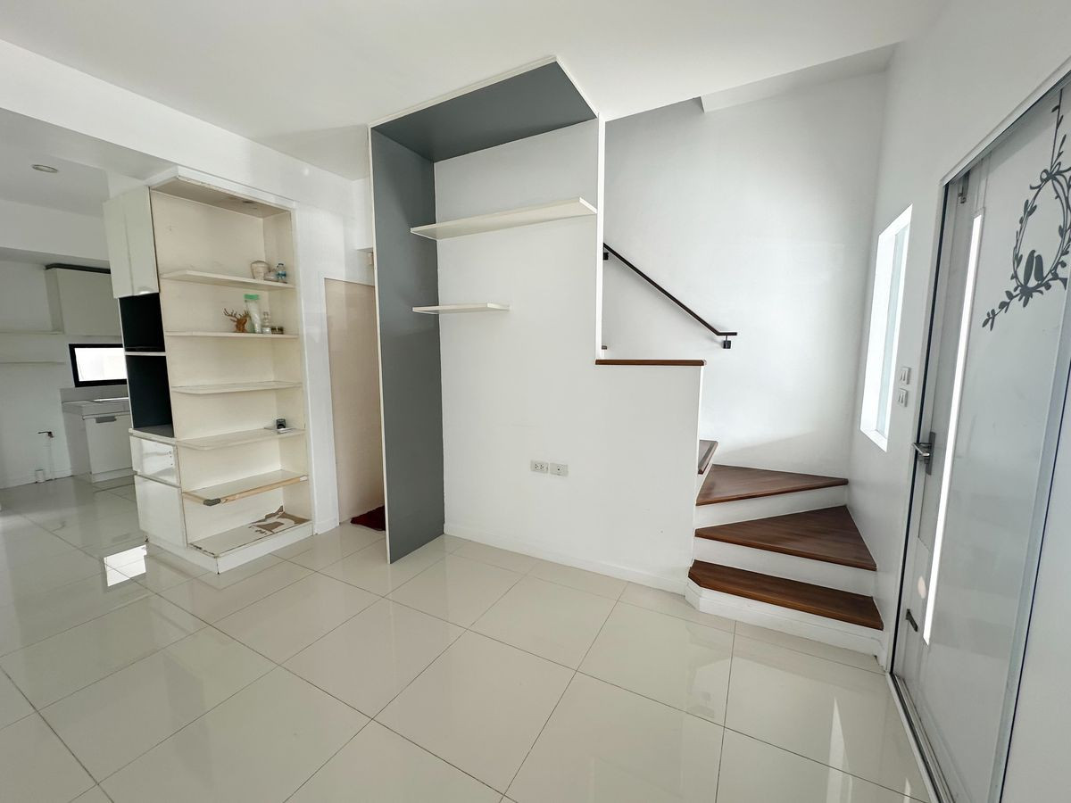 บ้านใหม่ พระราม 2 - พุทธบูชา 2 / 3 ห้องนอน (ขาย), Baan Mai Rama 2 - Phutthabucha 2 / 3 Bedrooms (FOR SALE) DML031