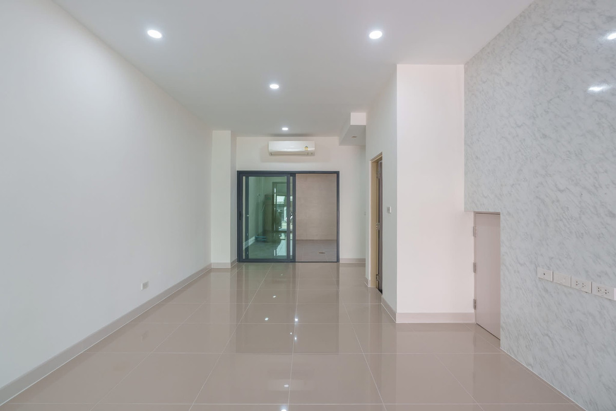 บ้านกลางเมือง สาทร - สุขสวัสดิ์ / 3 ห้องนอน (ขาย), Baanklangmuang Sathorn - Suksawat / 3 Bedrooms (FOR SALE) DML043