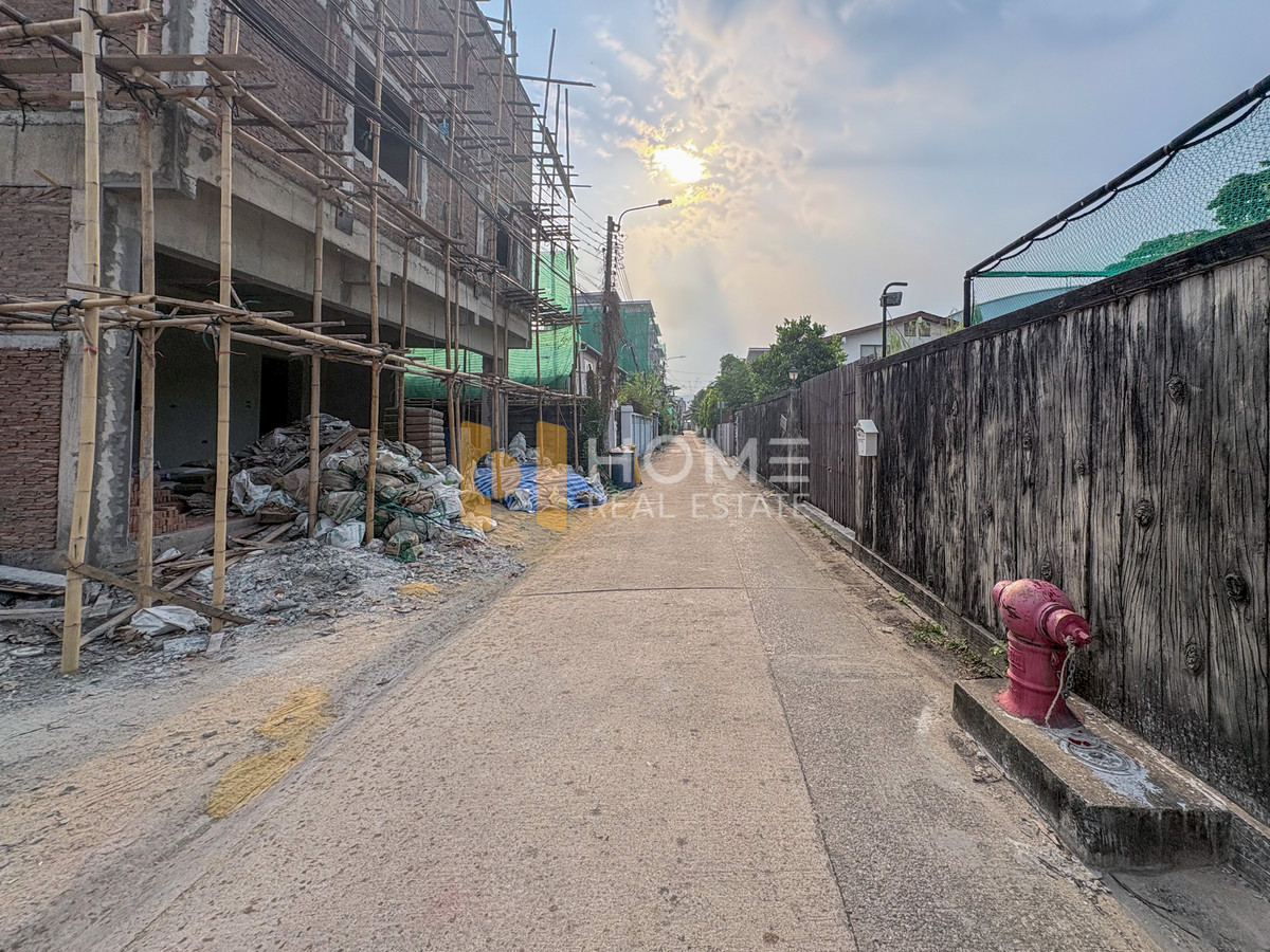 ที่ดินพหลโยธิน 24 / (ขาย), Land Phahonyothin 24 / (FOR SALE) TPM347