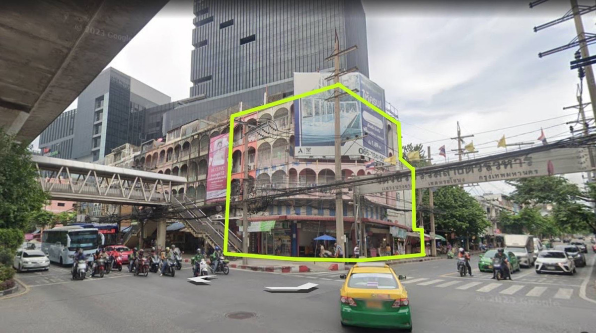 อาคารพาณิชย์ 2 คูหา ซอยสุขุมวิท 101/1 / 9 ห้องนอน (ขาย), Commercial Building Soi Sukhumvit 101/1 / 9 Bedrooms (FOR SALE) GNG044