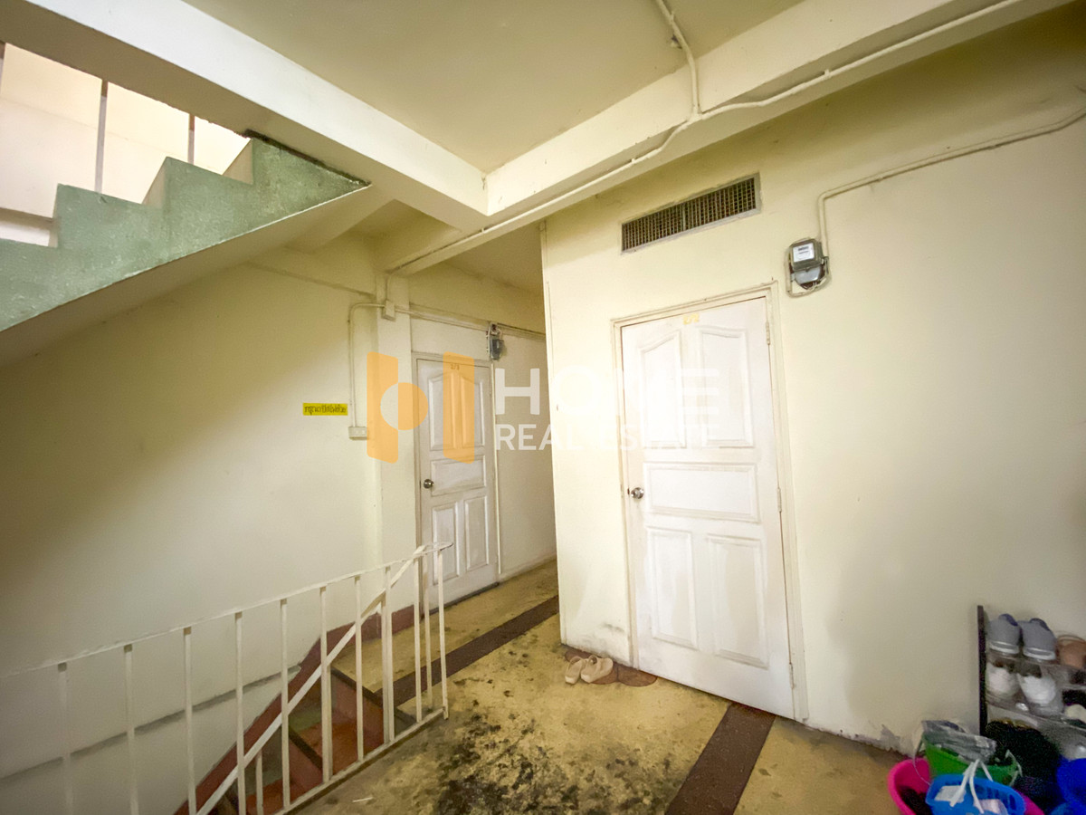 อาคารพาณิชย์ 2 คูหา ซอยสุขุมวิท 101/1 / 9 ห้องนอน (ขาย), Commercial Building Soi Sukhumvit 101/1 / 9 Bedrooms (FOR SALE) GNG044