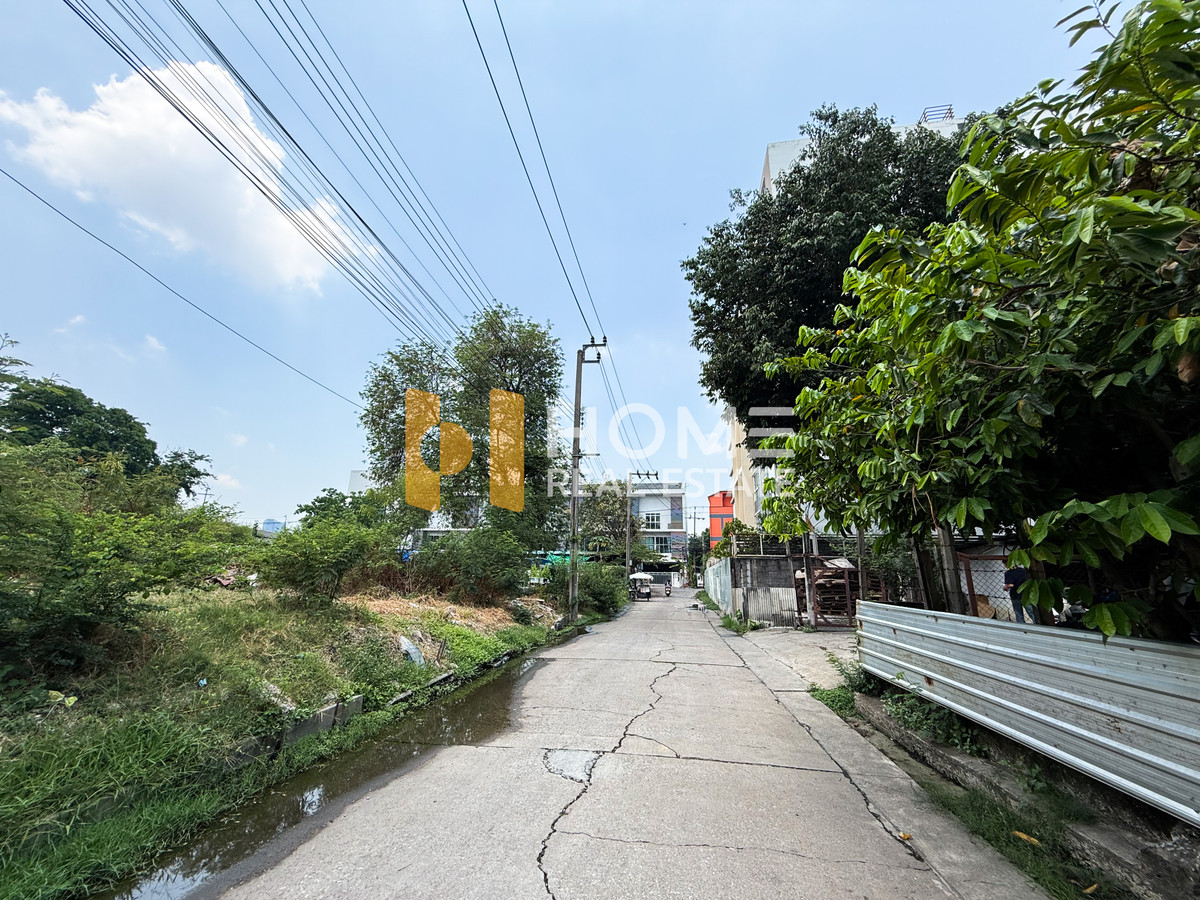 ที่ดิน ซอยอ่อนนุช 24 / (ขาย), Land Soi Onnut 24 / (FOR SALE) GNG115