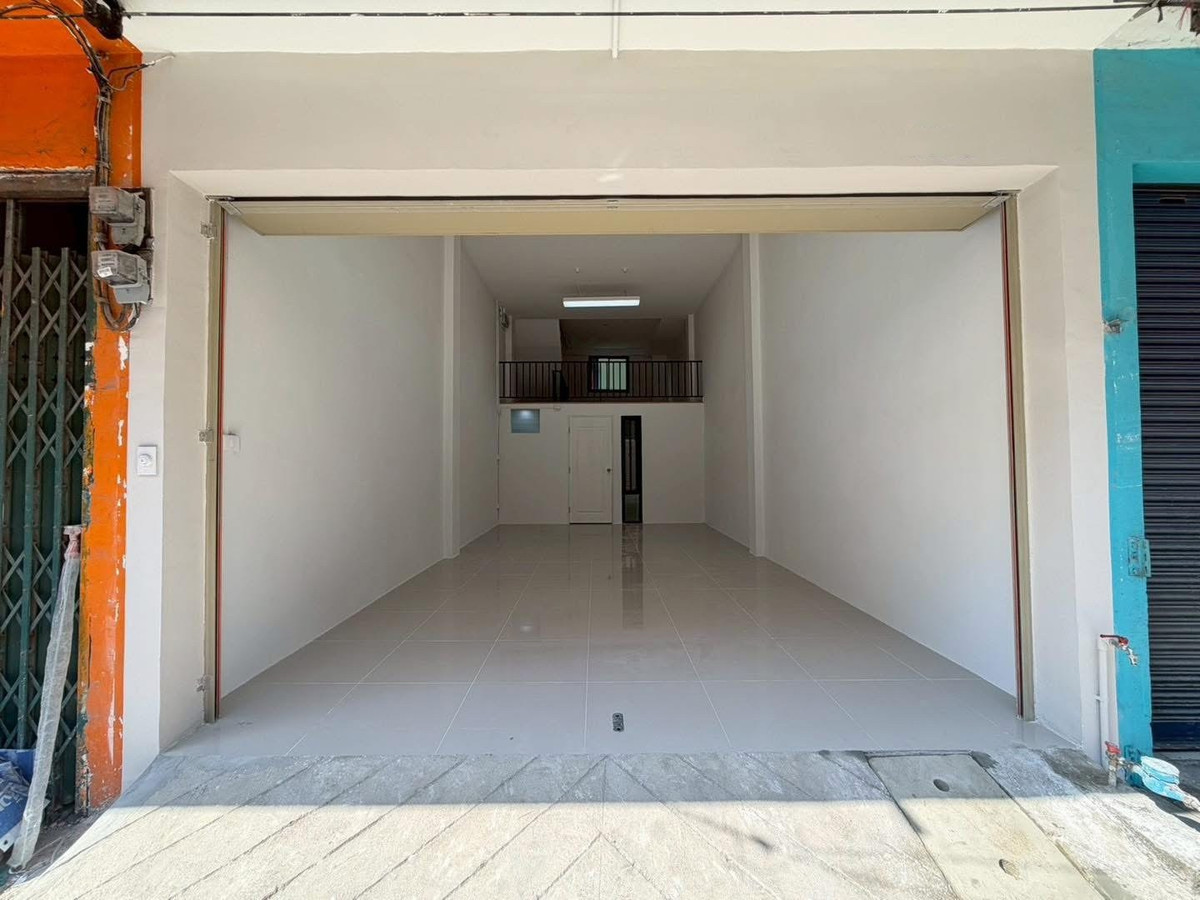 ตึกแถว 3.5 ชั้น สุขสวัสดิ์ 78 / 3 ห้องนอน (ขาย), Commercial Building Suksawat 78 / 3 Bedrooms (FOR SALE) DML016