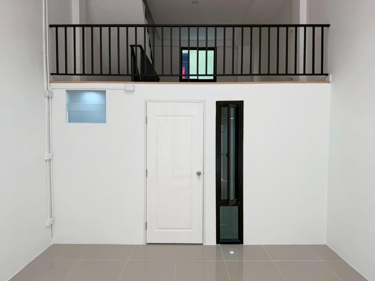 ตึกแถว 3.5 ชั้น สุขสวัสดิ์ 78 / 3 ห้องนอน (ขาย), Commercial Building Suksawat 78 / 3 Bedrooms (FOR SALE) DML016