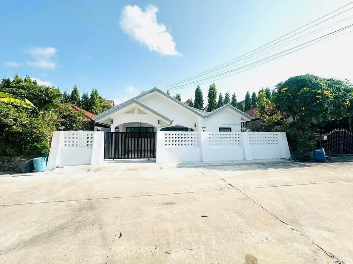 หมู่บ้านฝันทิพย์ / 3 ห้องนอน (ขาย), Fantip Village / 3 Bedrooms (FOR SALE) BEWN184
