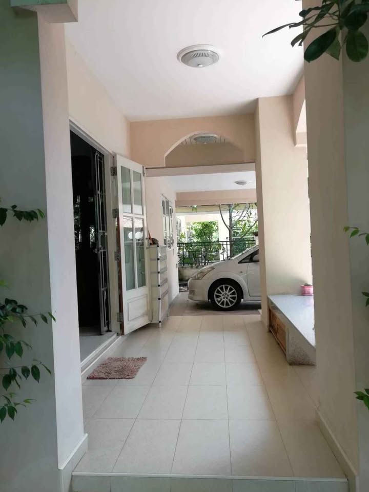 หมู่บ้านรติรมย์ 2 / 4 ห้องนอน (ขาย), Ratirom Village 2 / 4 Bedrooms (FOR SALE) BALL363