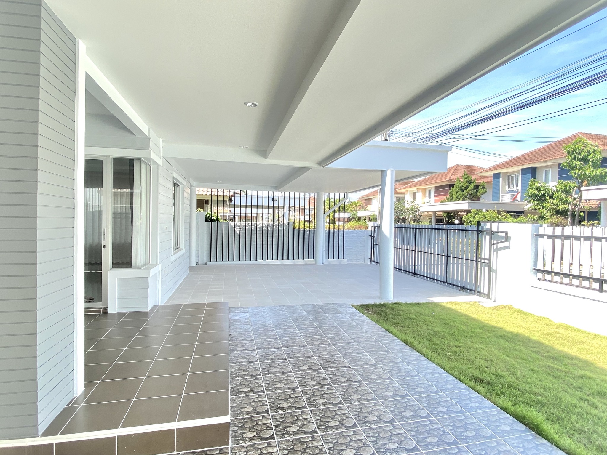 โครงการหมู่บ้านกลางสวน / 3 ห้องนอน (ขาย), Klang Suan Village / 3 Bedrooms (FOR SALE) BEWN191