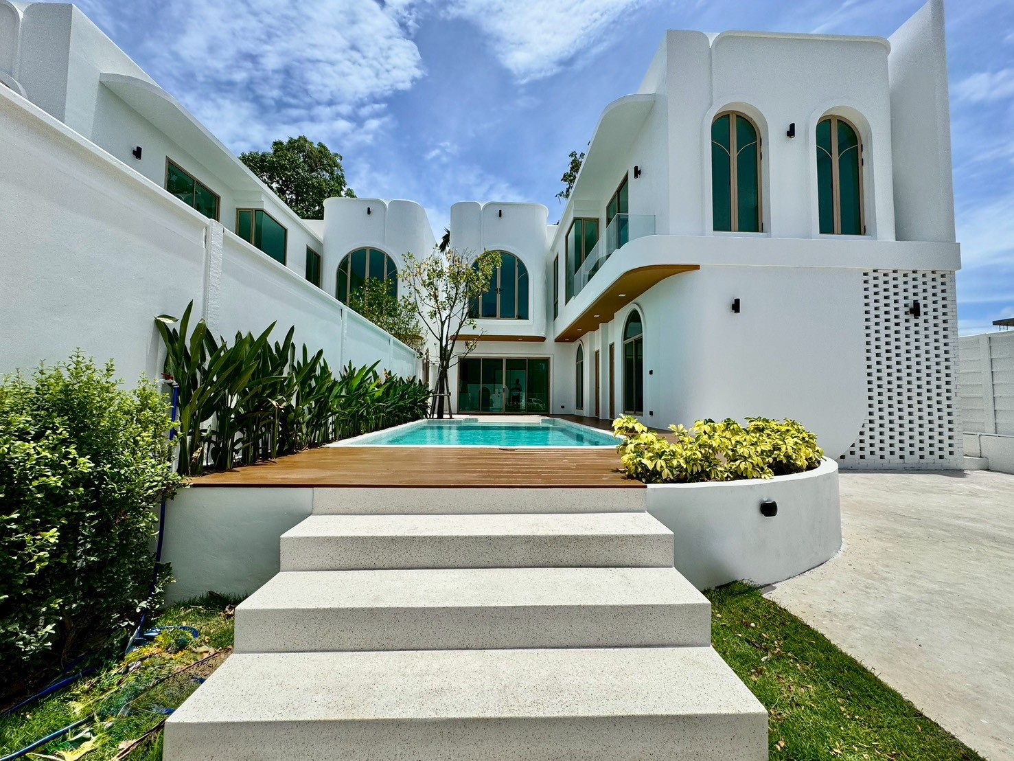 Your Noble Pool Villa / 5 Bedrooms (SALE WITH TENANT), ยัวร์ โนเบิล พูลวิลล่า / 5 ห้องนอน (ขายพร้อมผู้เช่า) AM141