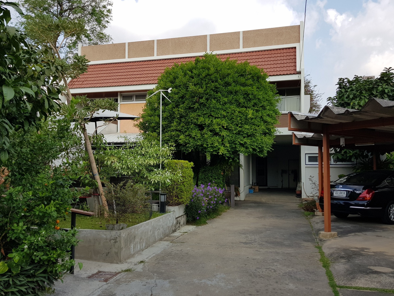 ที่ดินและสิ่งปลูกสร้าง สุขุมวิท 81 (ขาย) / House & Land Sukhumvit 81 (FOR SALE) GNG151