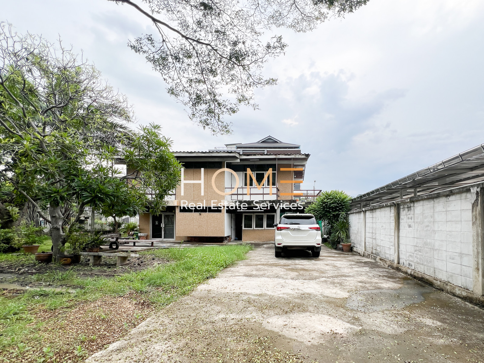 ที่ดินและสิ่งปลูกสร้าง สุขุมวิท 97/1 (ขาย), House & Land Sukhumvit 97/1 (FOR SALE) GNG138