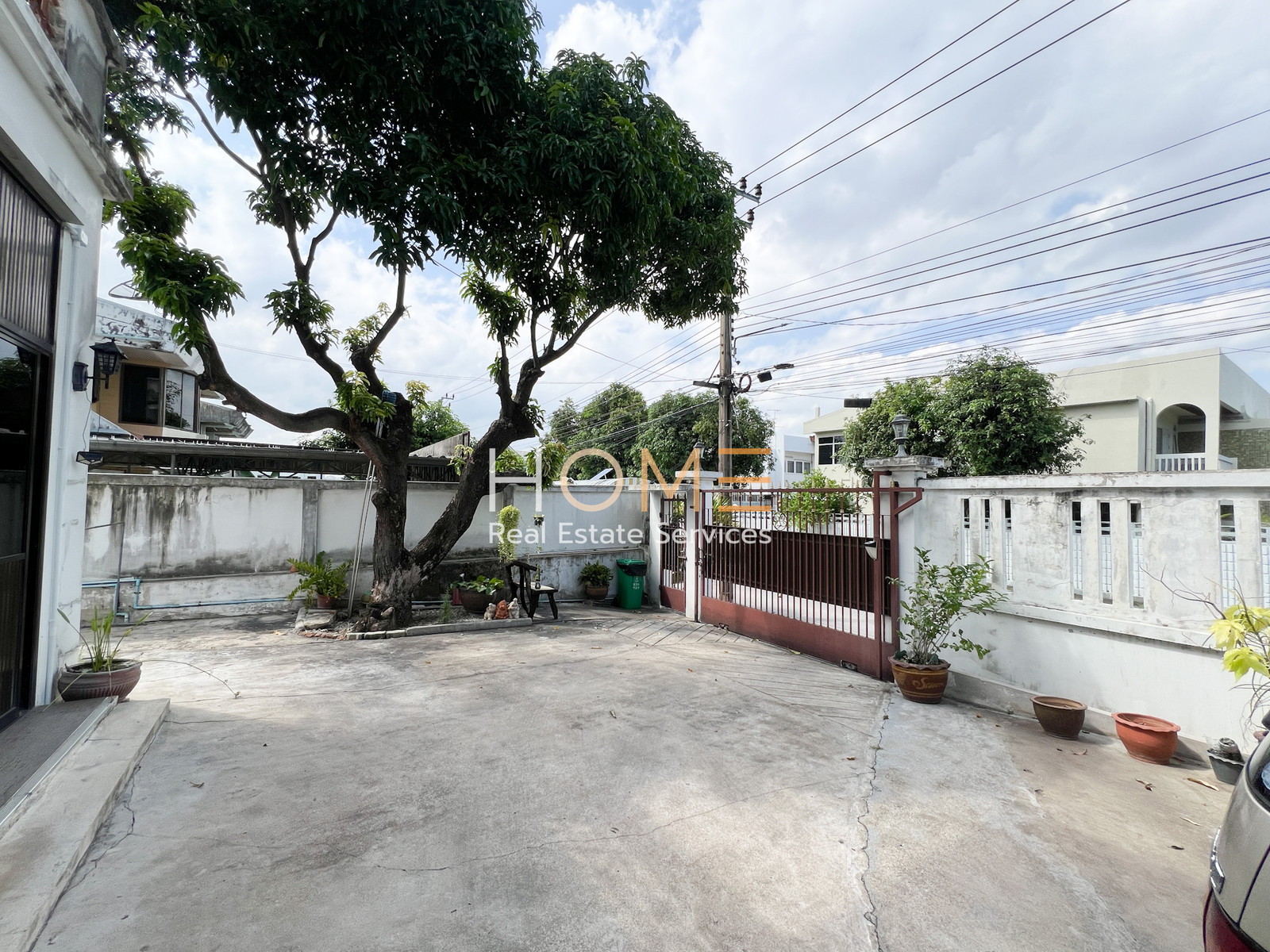 บ้านเดี่ยว หมู่บ้านเมืองทอง 4 สุขุมวิท 101 / 4 ห้องนอน (ขาย), Muang Thong 4 Sukhumvit 101 / 4 Bedrooms (FOR SALE) GNG142