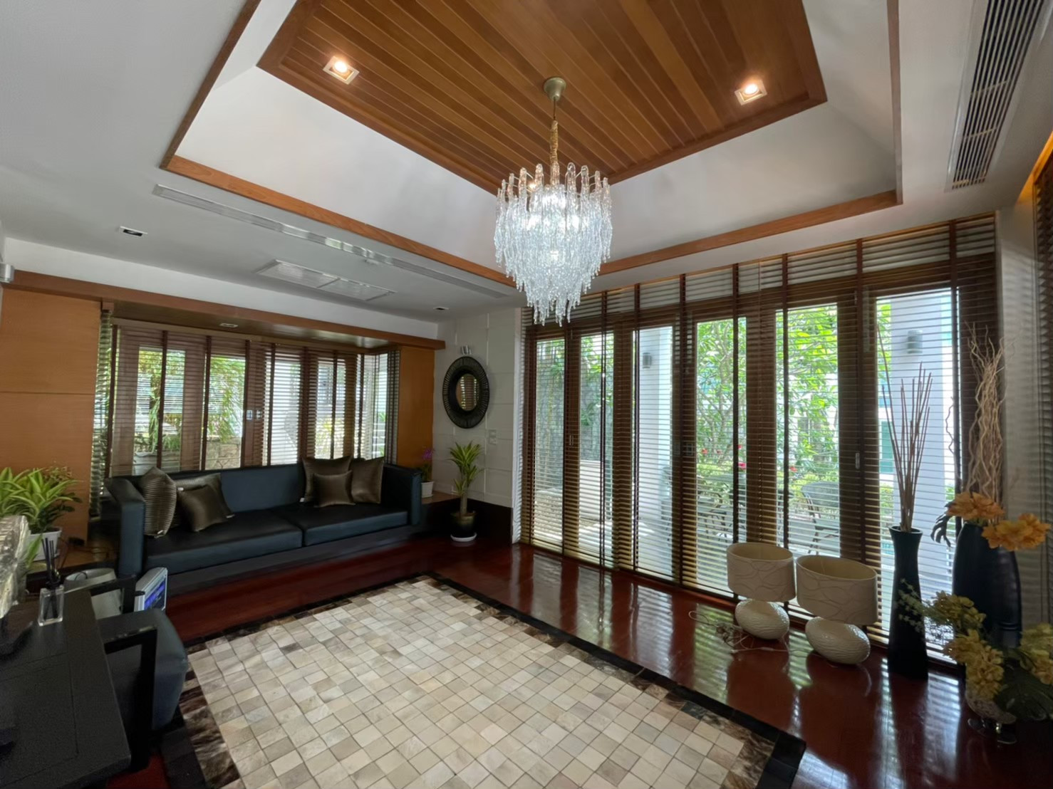 บ้านหรูติดทะเล พัทยาเหนือ ติดปราสาทสัจธรรม / 5 ห้องนอน (เช่า), Luxury Beachfront House North Pattaya / 5 Bedrooms (FOR RENT) KP020